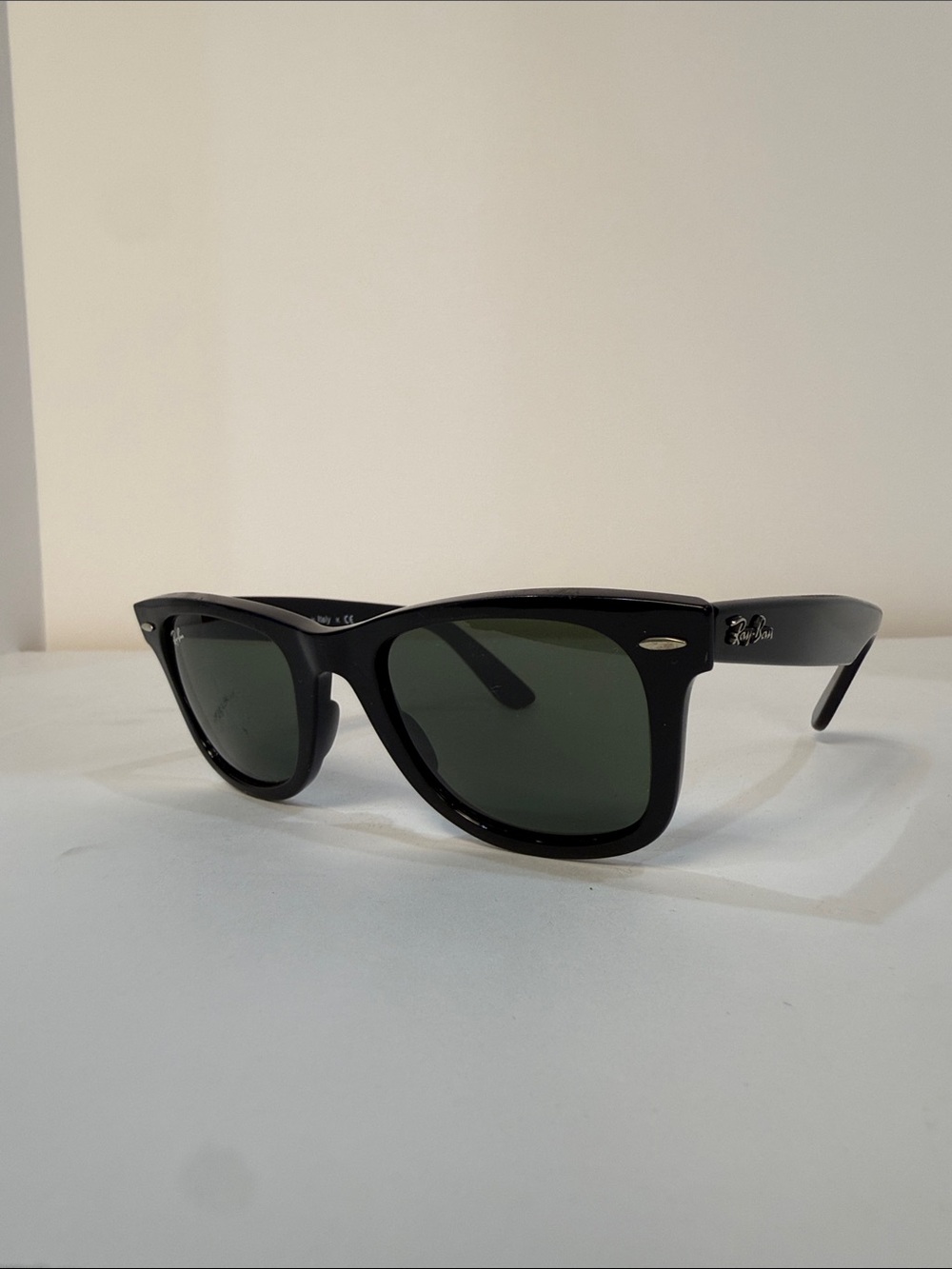 Vintage Ray-Ban Black Wayfarer Sunglasses with Green Lenses - Picture 3 of 16